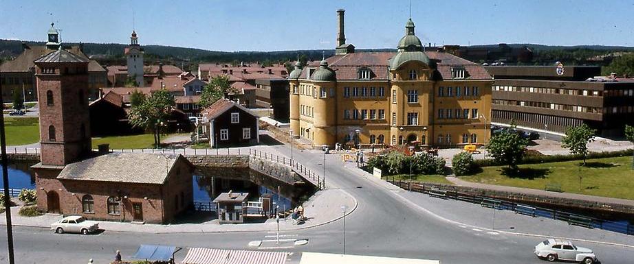 Utsikt över Badhuset och polishuset 1971. 
