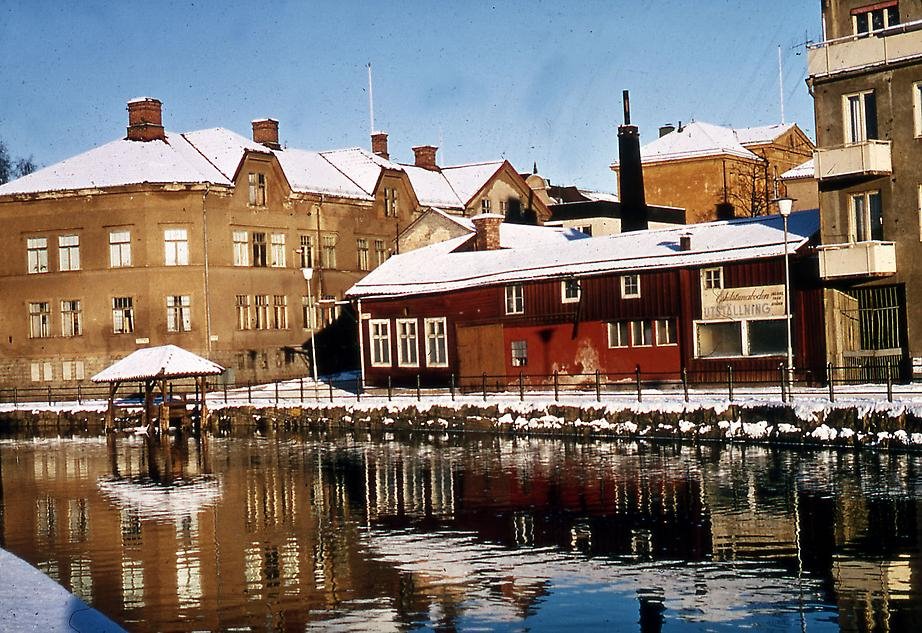 Westlingska huset och Herdins färgverk vid Stadshusgränd.